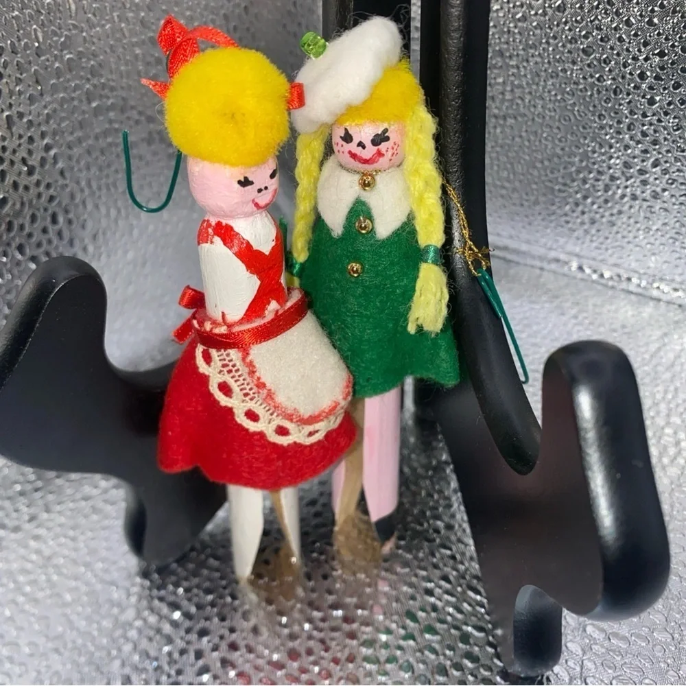 SET of 2 Clothespin Girls MCM Christmas Ornaments Handmade Folkart Felt‎ Pom Pom